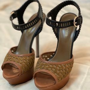 Sergio Rossi Tan &Black Ankle Strap Peep Toe Heels